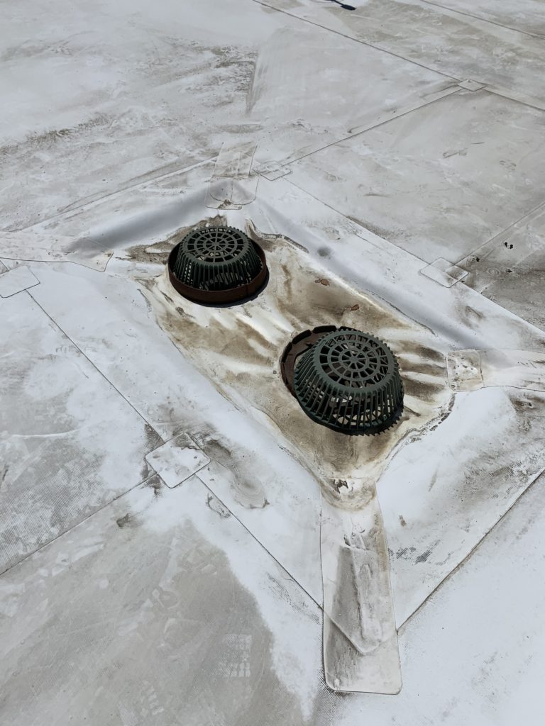 Causes of Grease in Commercial Roofing